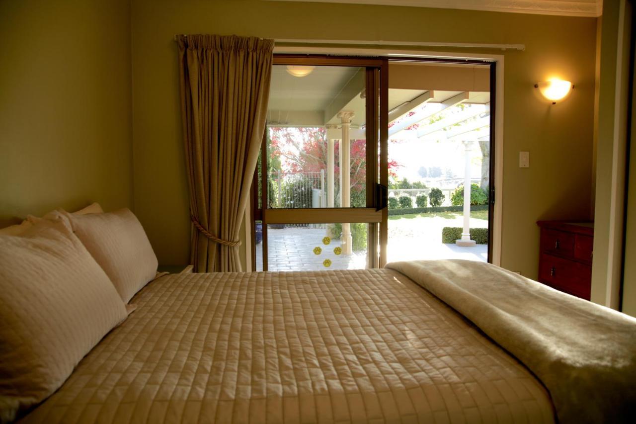 Somersal Bed & Breakfast Pirongia Exterior photo